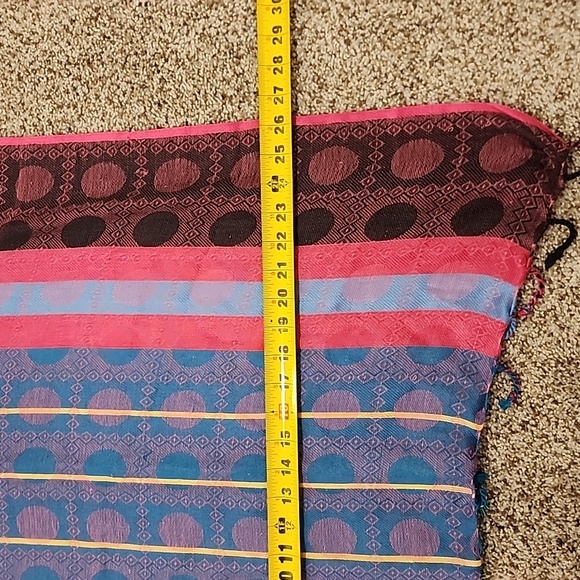 Scarf - Picture 4 of 9